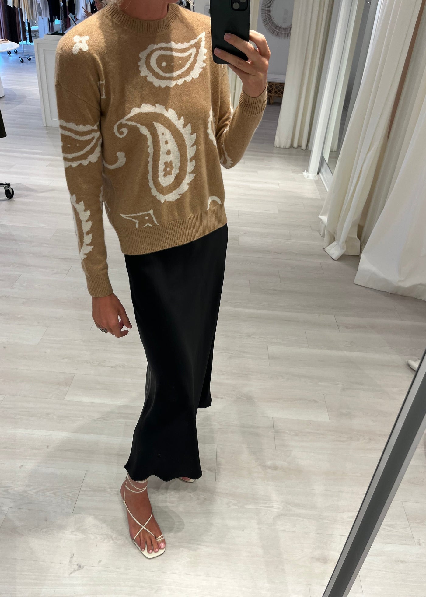 Cashmere Paisley Intarsia Crew Neck