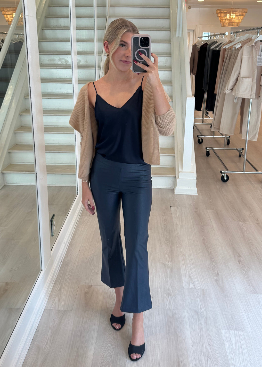 Tops – REBECCA